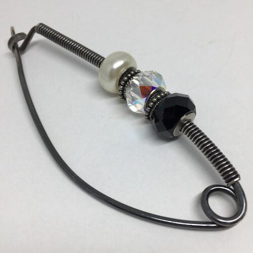 Beaded Safety Pin - Large V1