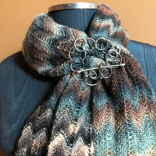 Shawl/Scarf Cuff - Version 4