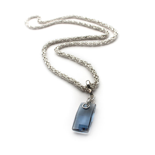 Small King's Link Necklace