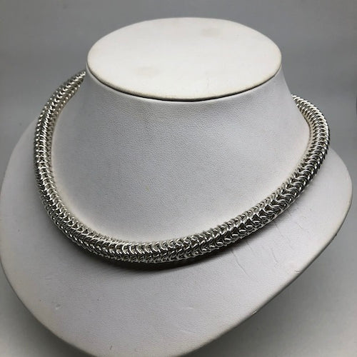 Roundmaille Necklace