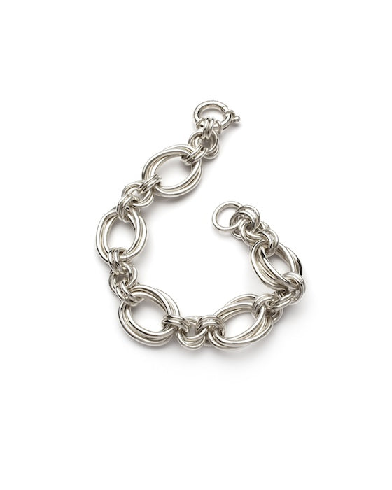 Oval Love Knot Bracelet