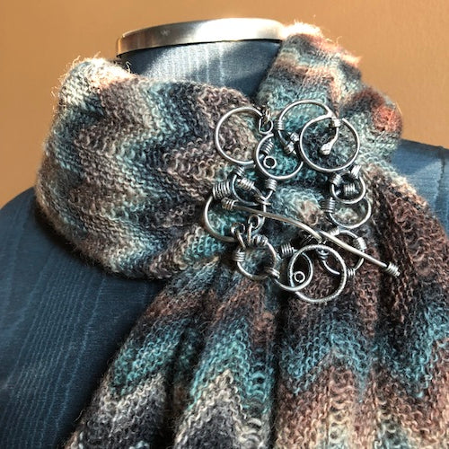 Shawl/Scarf Cuff - Version 5