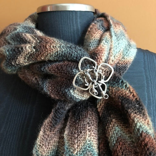 Shawl/Scarf Cuff - Version 6